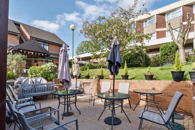 Owners Patio.jpg