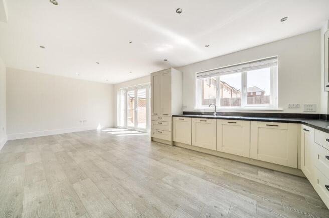 Kitchen/Dining