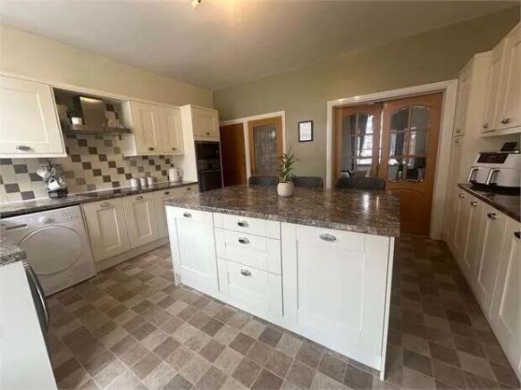 2 bed Terraced for sale Image 6