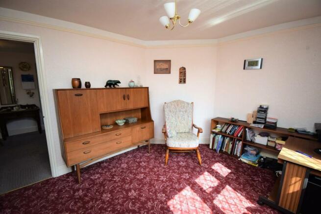 Sitting Room.jpg