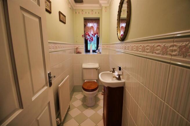 downstairs wc