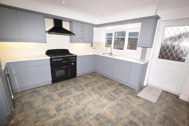 KITCHEN Additional Photograph