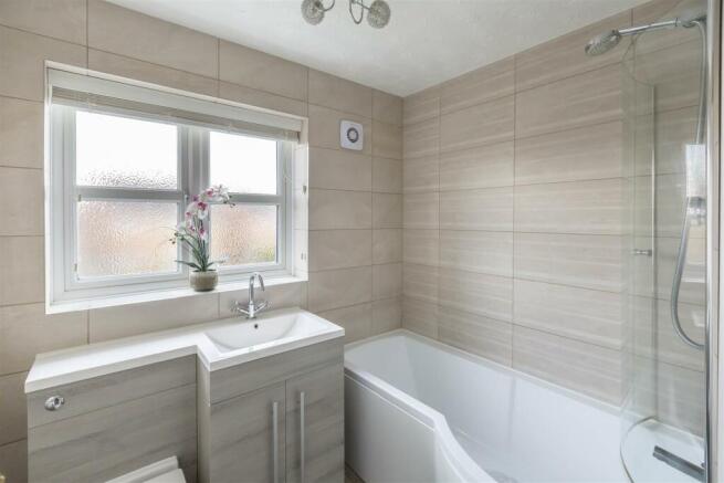 27 Crocus Way 42.jpg