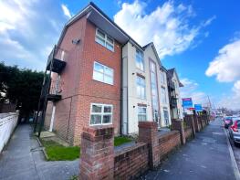 Flat 18, 38 Lauren Court, Lower Bents Lane, Bredbury, Stockport SK6 2NJ