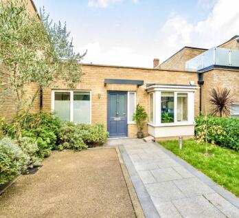 Flutemakers Mews, Clapham