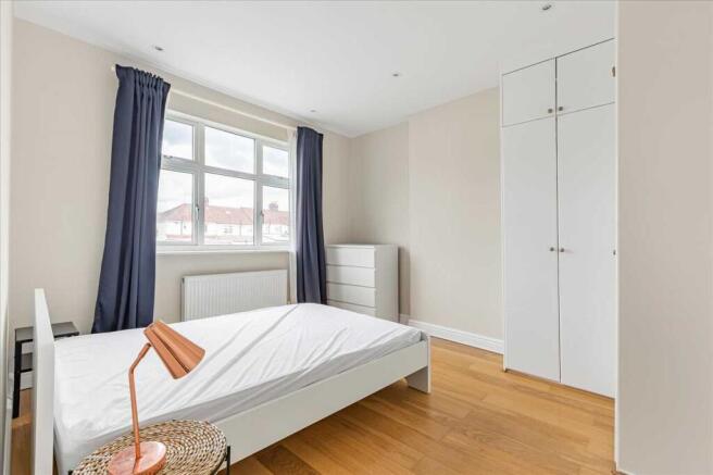 Bedroom Room 2