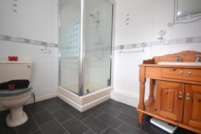 Master En-Suite