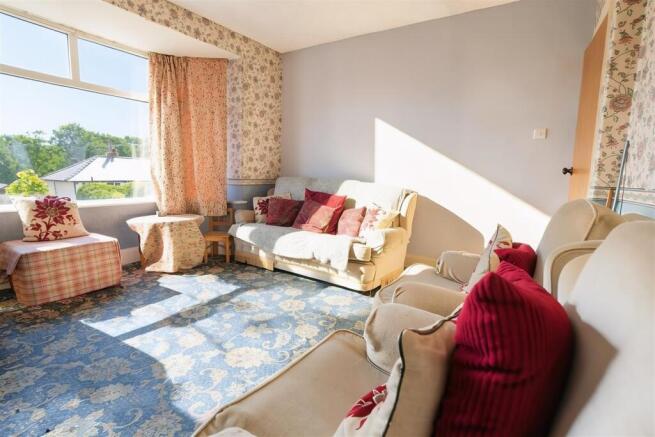 3 bed Semi-Detached for sale Image 7