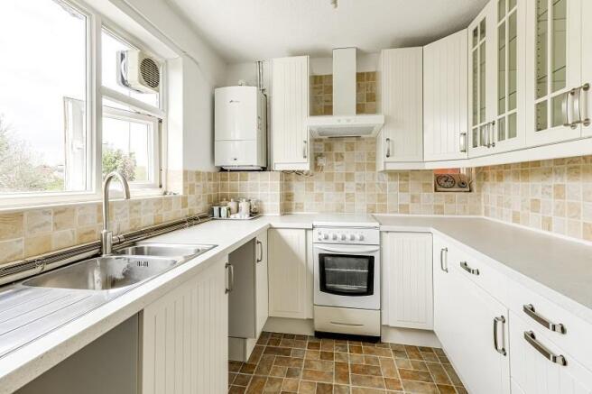 237 Colney Hatch Lane, Barnet, N11 3DH_14.jpg