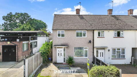 Gooshays Drive, Romford, RM3