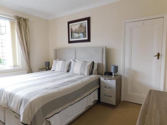 Bedroom 1a