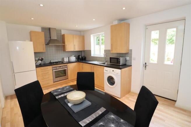 Kitchen/Dining Room