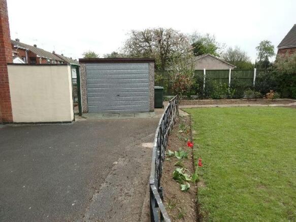 DETACHED GARAGE