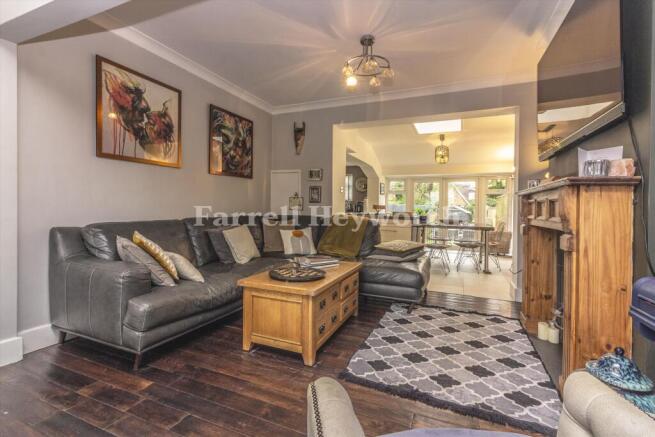 Lounge b