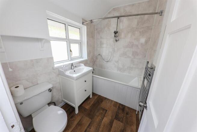 3 bed House for sale Image 7