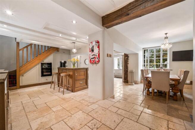 4 bed Detached for sale Image 5