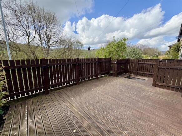 3 bed End of Terrace for sale Image 9
