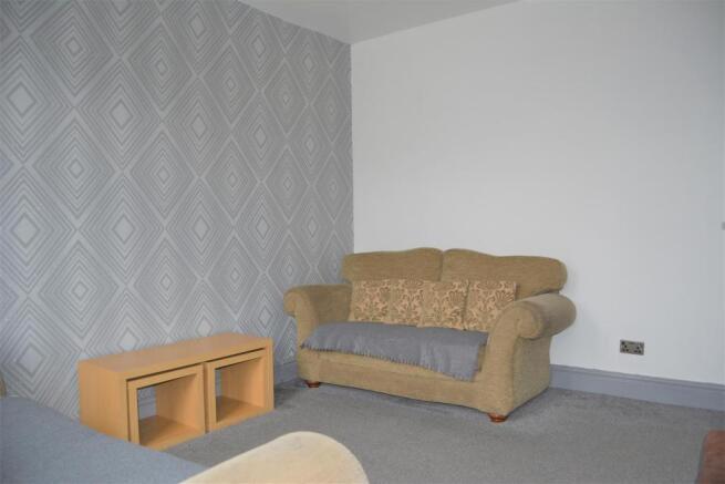 Living Room (2)