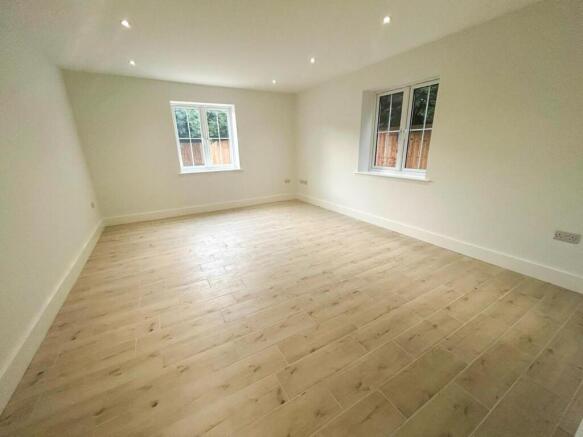 tlc_0bcf89ec-72c8-48f1-9168-7cc5b7e5e9e0_b518120.j