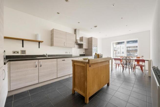 Robinswood Gardens, E17