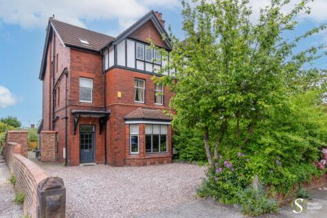St. Peters Avenue, Knutsford, WA16
