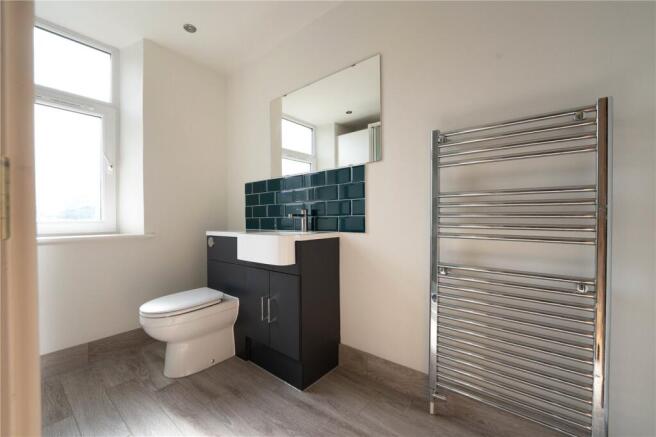 3 bed Terraced to rent Image 11