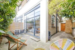 Flat A, 26a, Romeyn Road, London SW16 2NU