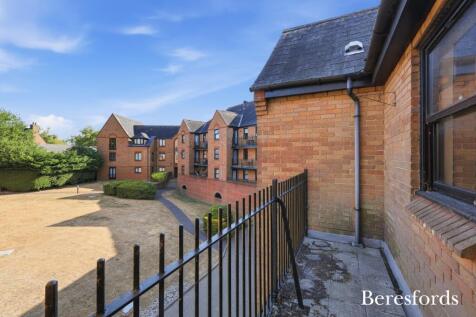 Chelmsford Road, Dunmow, CM6