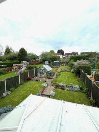 56 hardie avenue (9).jpeg