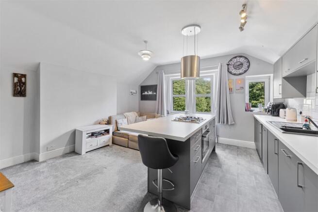 Open Plan Living/Kitchen/Dining