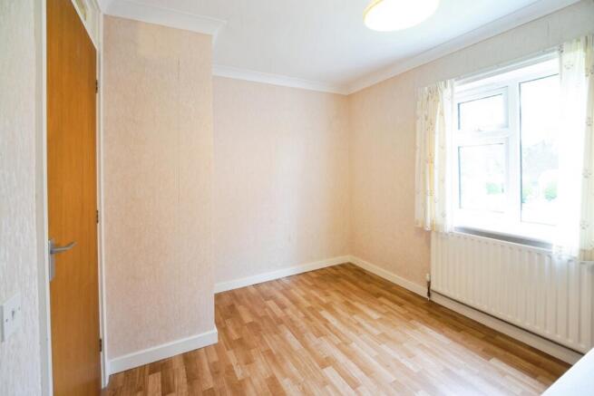 2 bed Apartment for sale Image 5