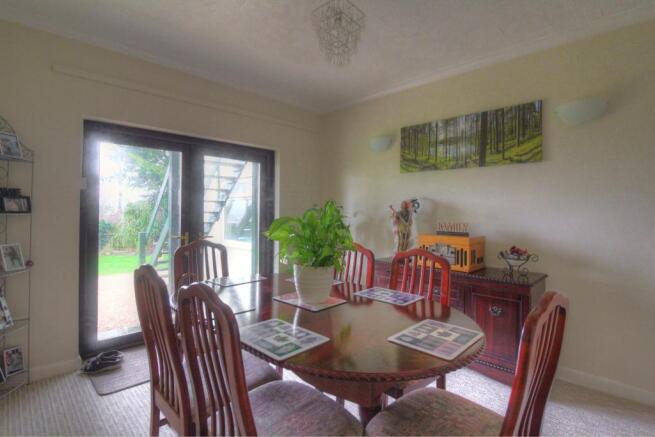 10 - Dining Room