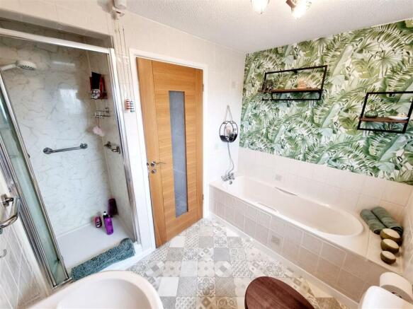 Shower.jpg