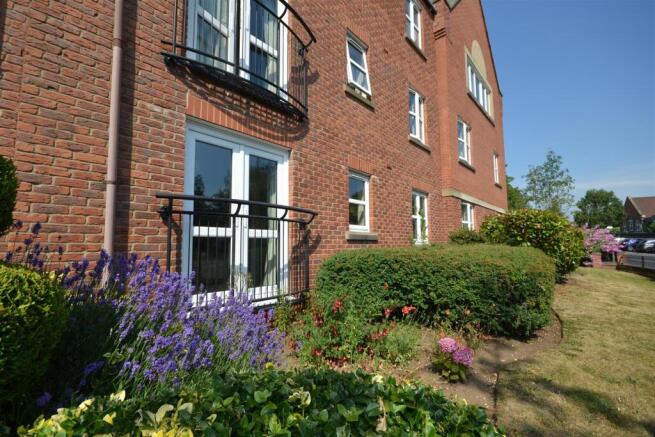 1 bed Apartment for sale Image 5