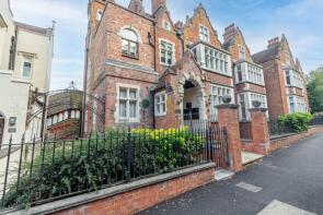 Apartment 7, 15 The Tudor, Wells Road, Malvern WR14 4RH