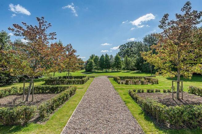 Gardens and Gr...