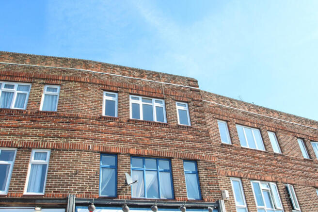 One bedroom flat next to the station