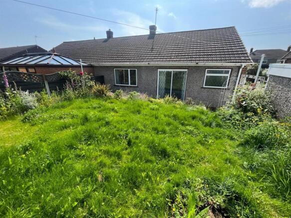 2 bed Semi-Detached Bungalow for sale Image 12