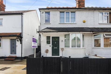 St. Johns Road, Caversham, Reading