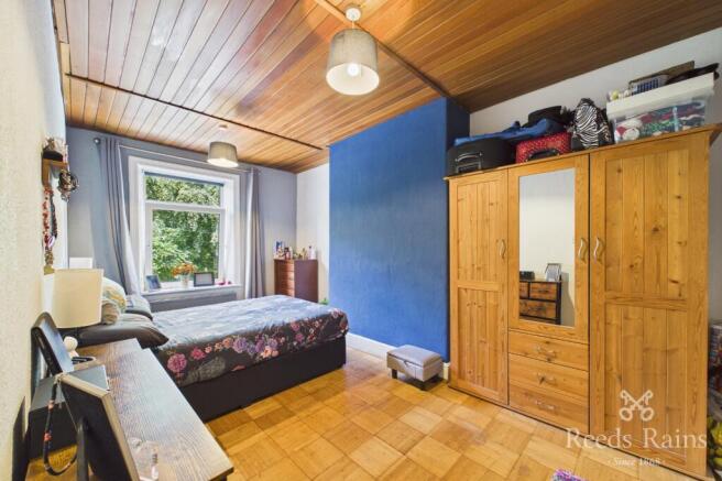 3 bed Terraced for sale Image 8