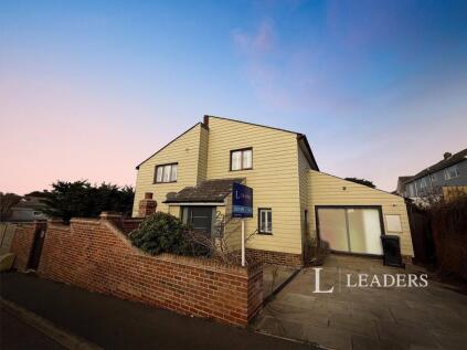 Shears Crescent, West Mersea, Colchester