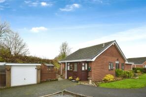 24, Yew Tree Avenue, Whittington SY11 4BA