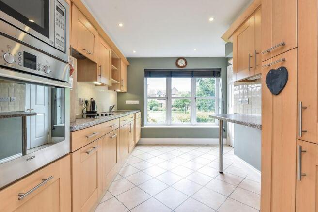 Fitted kitchen