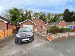9, Alan Close, Leicester LE4 7QW