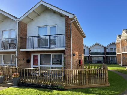 Waterside Holiday Park, The Street, Corton, NR32