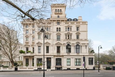 Queen's Gate, London, SW7