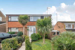 34, Silverspot Close, Rainham, Gillingham ME8 8JS