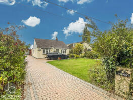 Sussex, Grange Road, Tiptree CO5 0UH