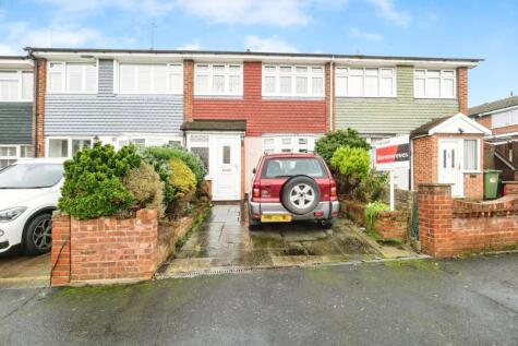Fox Close, Romford, RM5