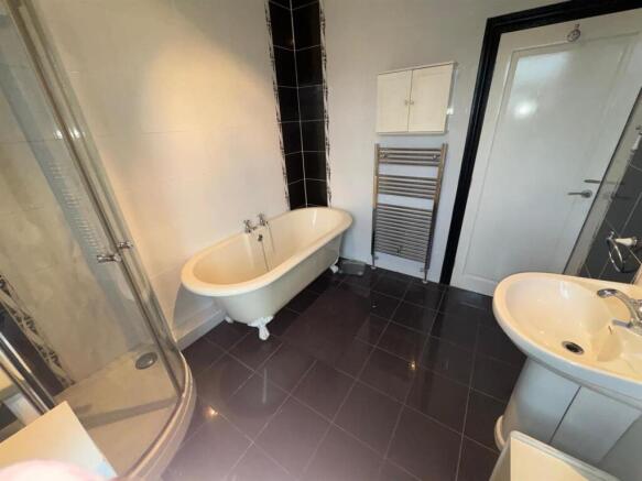1 bed Terraced for sale Image 8